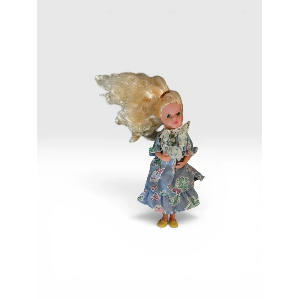 Vintage 1983 Creata Flower Girl Doll Blonde Green Eyes Floral Dress 7 Inch